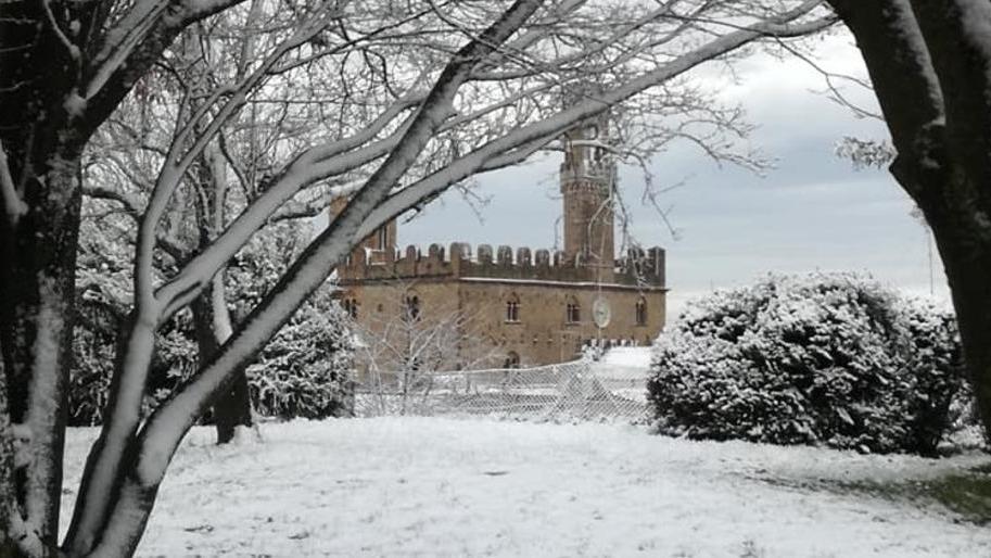 Neve a Volterra e sul Serra