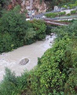 «No ai maxi argini sul Frigido, ricostruiamo un fiume vero» 