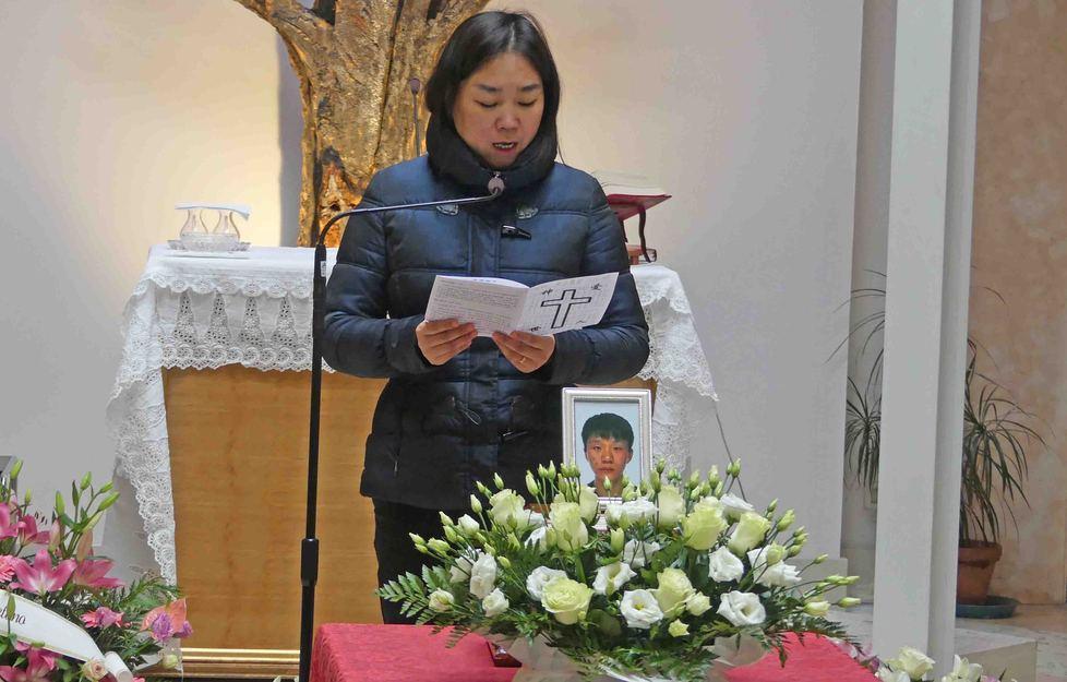 Xiang, 15 anni spezzati L’addio allo studente stroncato da un malore 