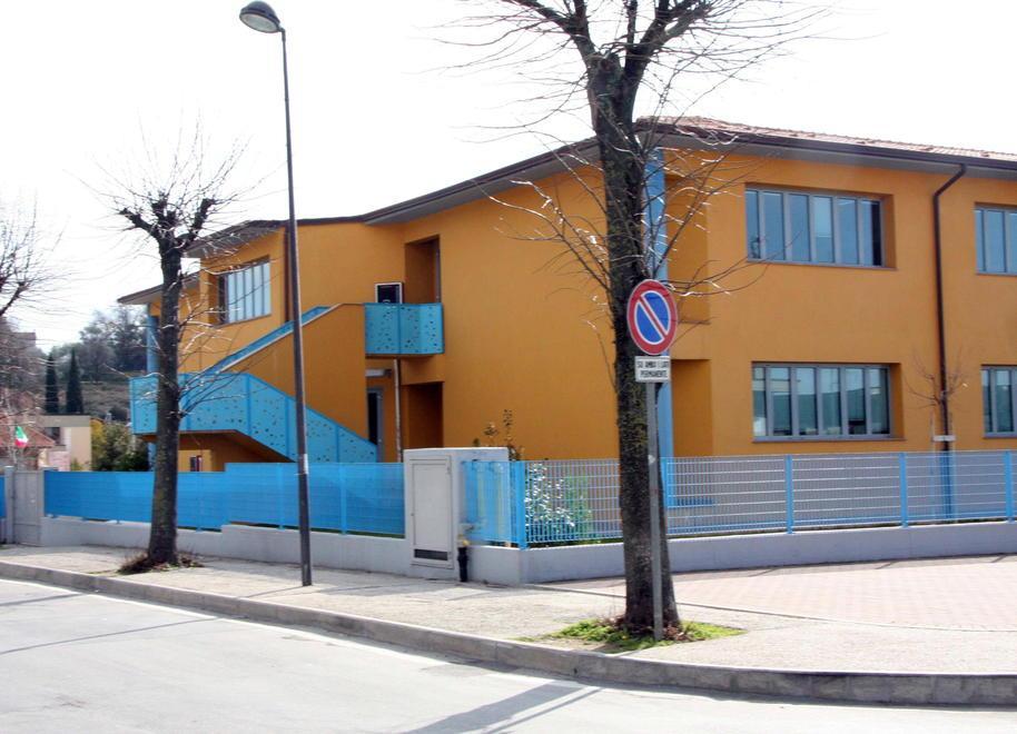 L’alunna la insulta e la prof accusa un malore 