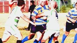 Un’azione di rugby e la squadra del Bellaria