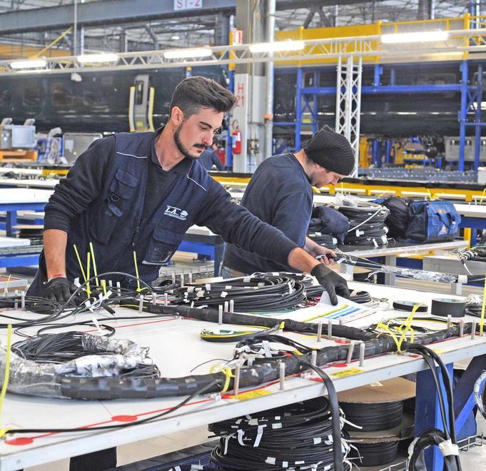 Sostenuti dai treni Hitachi e dalle scarpe 