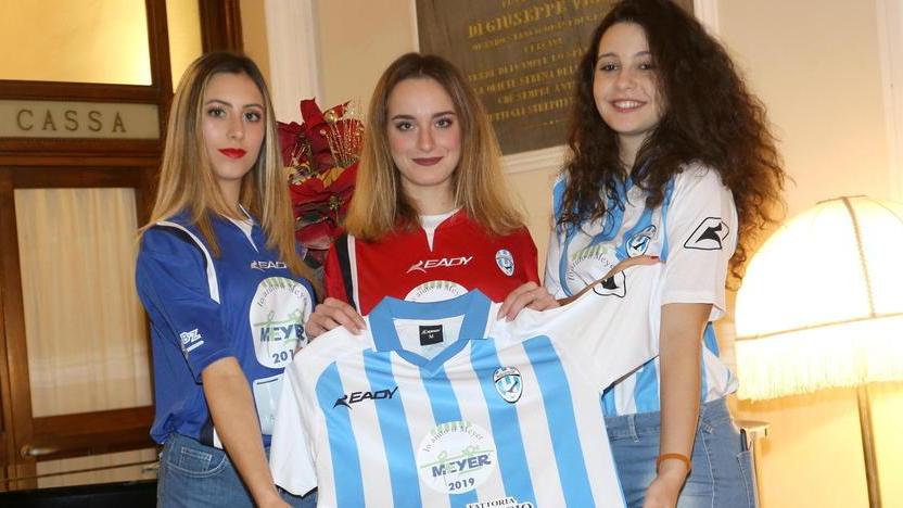 Il Montecatini calcio sta con il Meyer: il logo sulla maglia