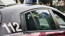 Torna a casa e ci trova tre ladri ragazzini