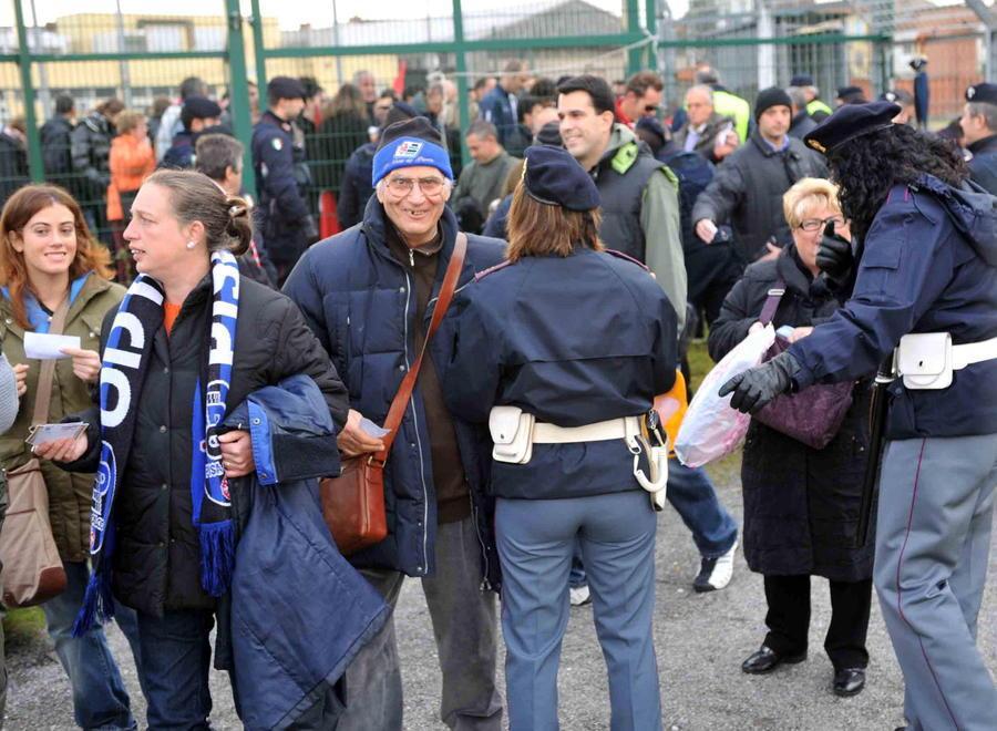 Prevendita freddina ma il cuore caldo del tifo è pronto a incendiare il derby 