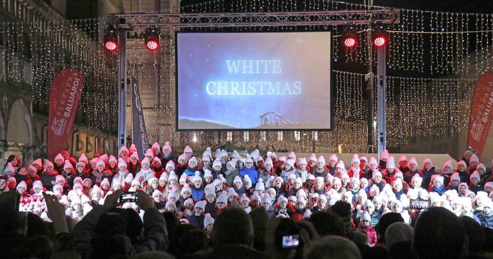 I bimbi cantano il Natale