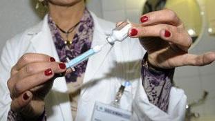 I bambini li vaccina la Asl