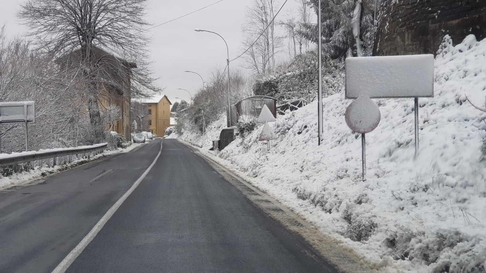 Una nevicata a Vernio di pochi giorni fa