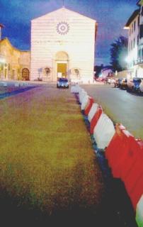 Piazza San Francesco i new jersey spariranno e arriveranno gli arredi