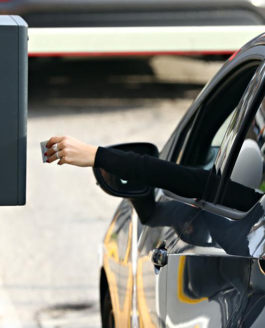 Traffico e sosta da bollino nero Una decina di rimozioni in Gad 