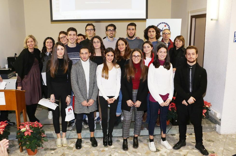 L’Istituto alberghiero premia le sue eccellenze e gli ex alunni “famosi”