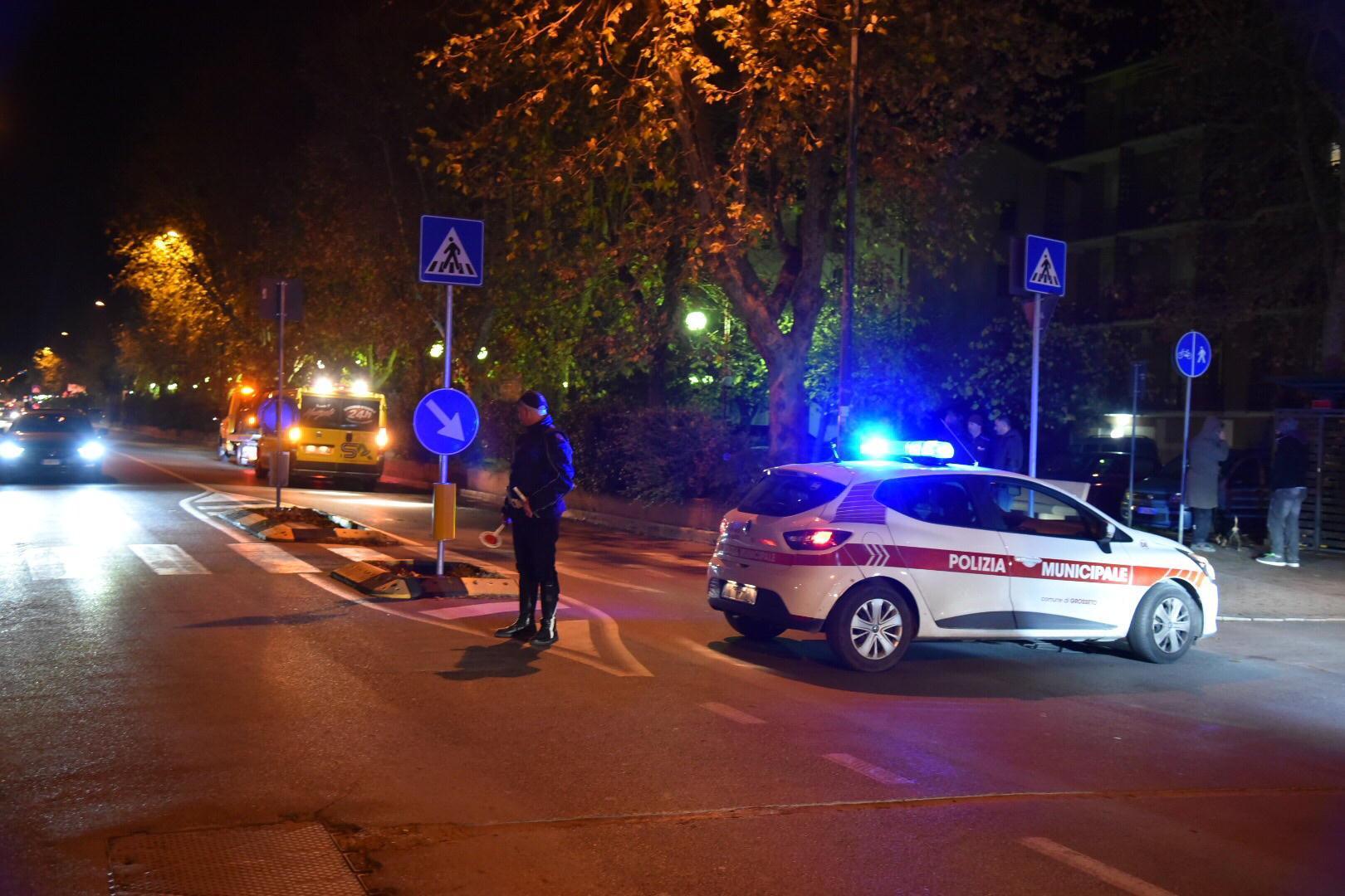 I rilievi dell'incidente (foto Agenzia Bf)