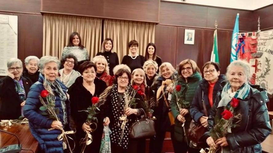 In un libro le ragazze del ’68