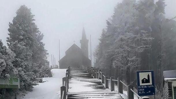 Neve sui passi Cisa e Brattello Zeri: piste pronte all’apertura