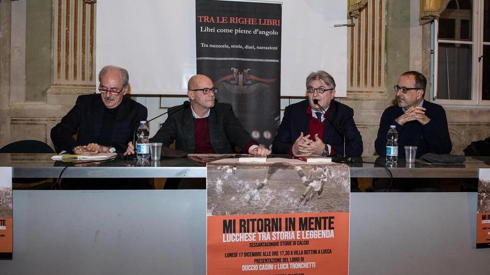 In tanti per il libro sulla storia rossonera