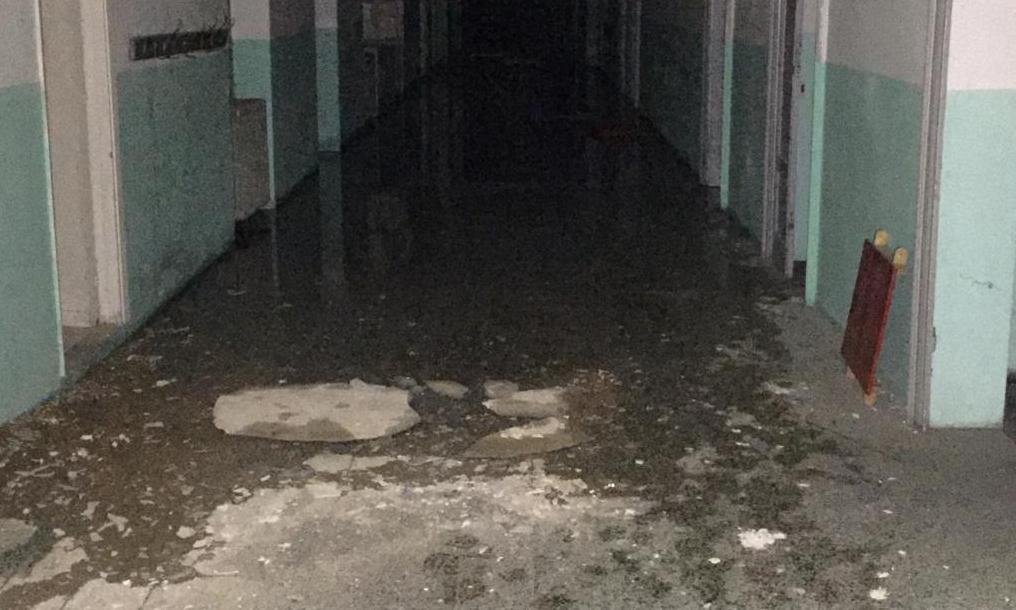 Casa delle associazioni cade a pezzi