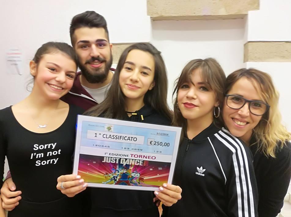 Just Dance, vince la Black Generation 