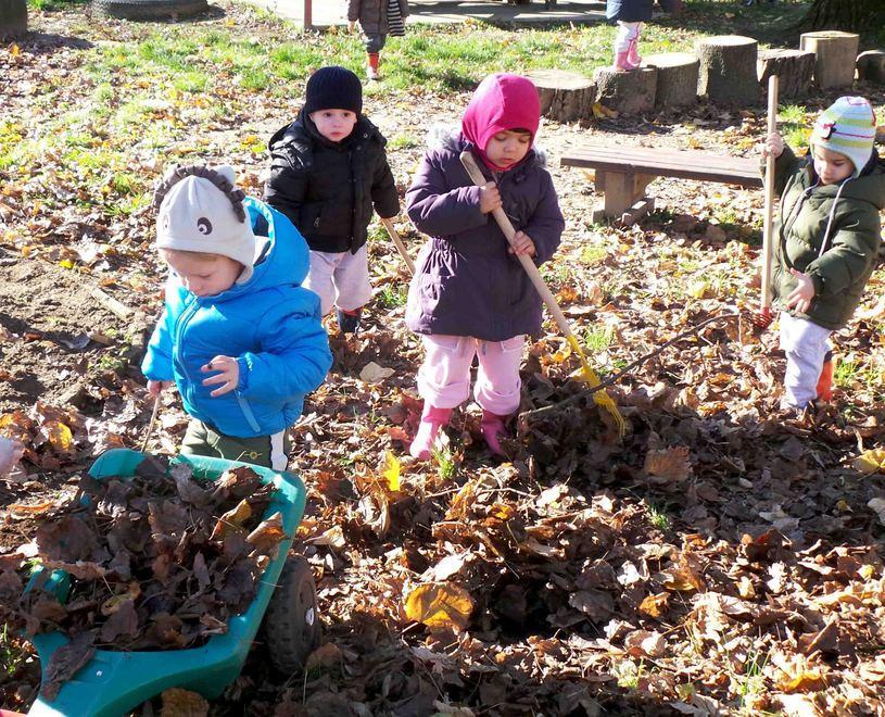 Caldaie in tilt, tre scuole restano al freddo In aula meno di dieci gradi, bimbi a casa 