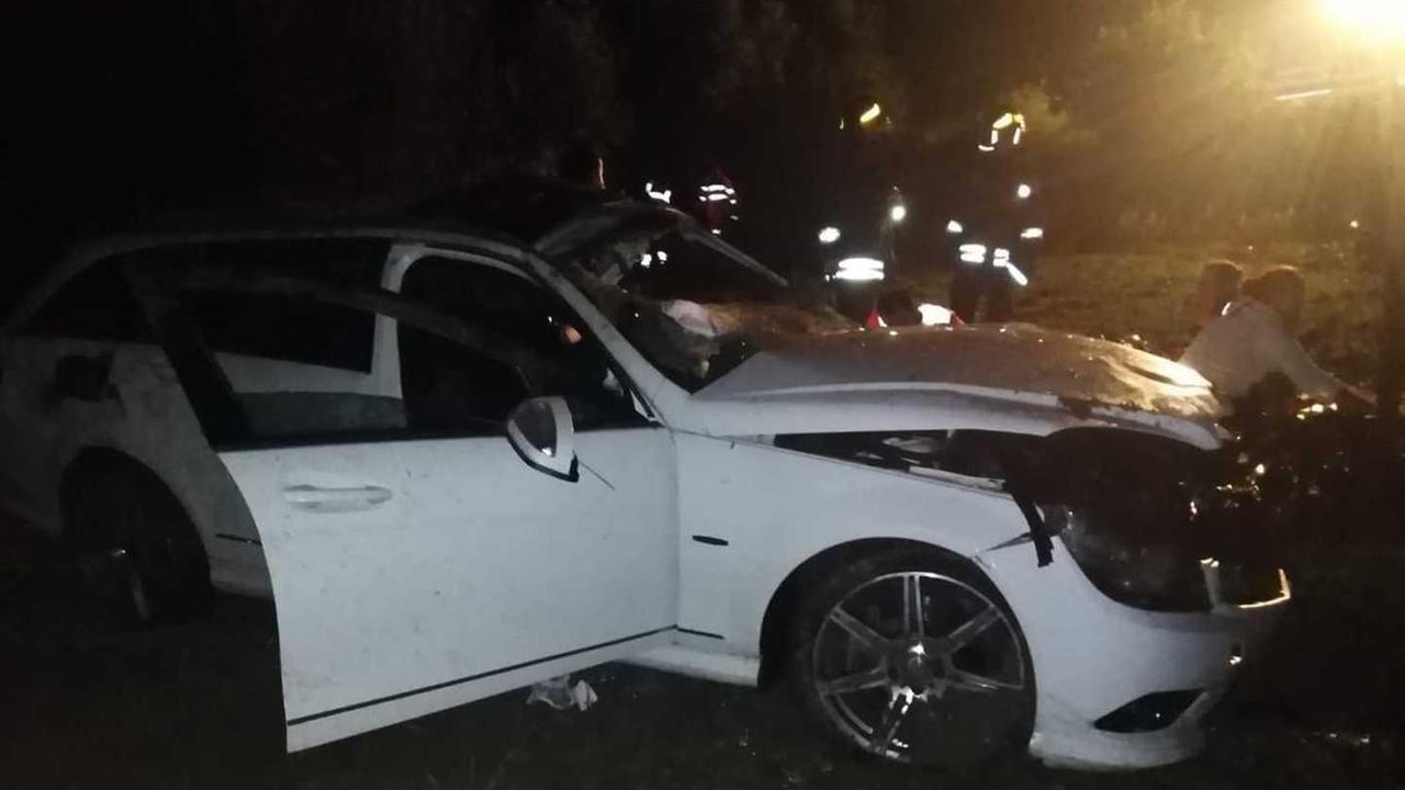 Muros, cinque feriti nell’auto finita fuori strada