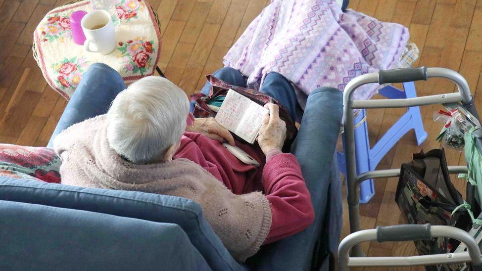 Dimissioni difficili, nuovi casi «Quelle rette troppo costose»