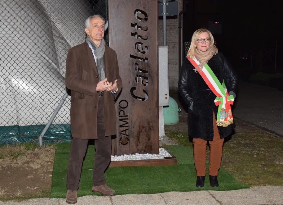 Inaugurato il campo in erba sintetica dedicato a Carletto