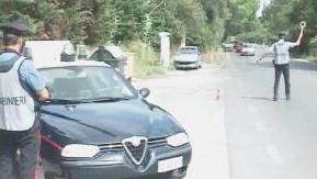 Un posto di blocco dei carabinieri