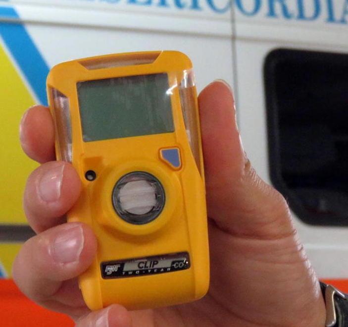 Rischia la vita per scaldarsi, a Massa 50enne intossicato dal gas 