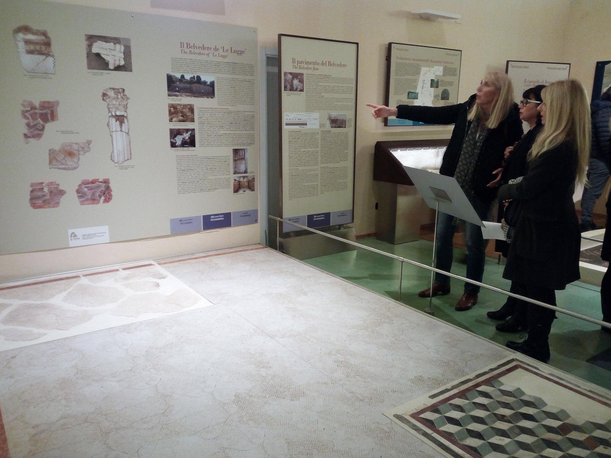 Visita all'installazione con Fernanda Cavari, responsabile laboratorio di restauro (Università di Siena) che si è occupata della ricerca a Populonia