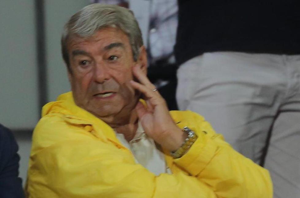 Spinelli apre a Peiani: «Così cedo il Livorno» 