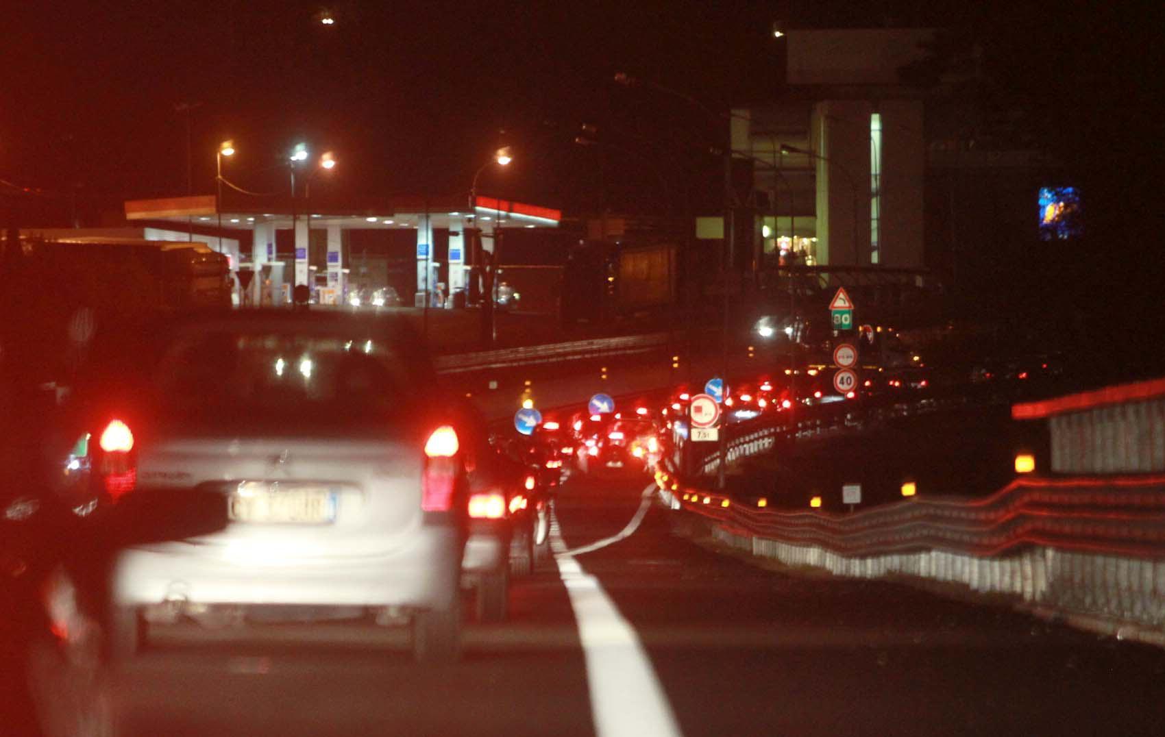 Una coda sull'autostrada (archivio)