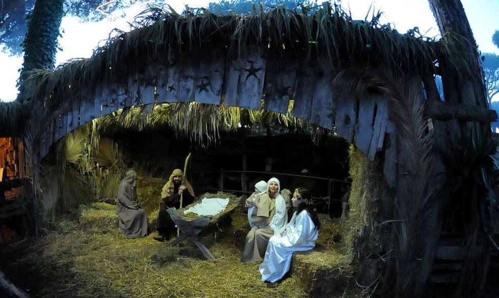 Natale a tutto presepe: torna anche (dopo 9 anni) la Natività della Rocca 