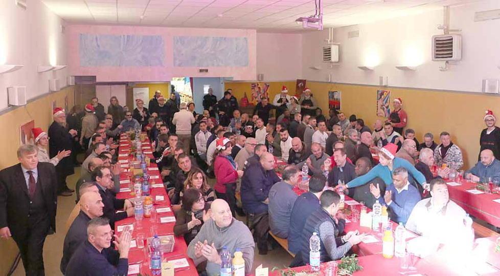 Squisitezze di pesce per il pranzo in carcere
