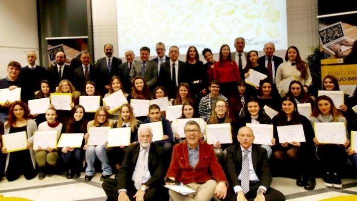 Gli studenti più meritevoli premiati dalla Banca Bvlg