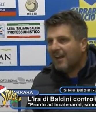 La conferenza show anche a Striscia la Notizia