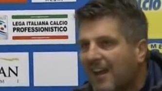 La conferenza show anche a Striscia la Notizia