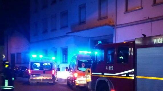 Famiglia intossicata dal monossido Due ragazzi a Careggi