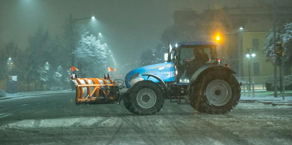 Ghiaccio, bene le strade ma per gli anziani una quarantina di cadute