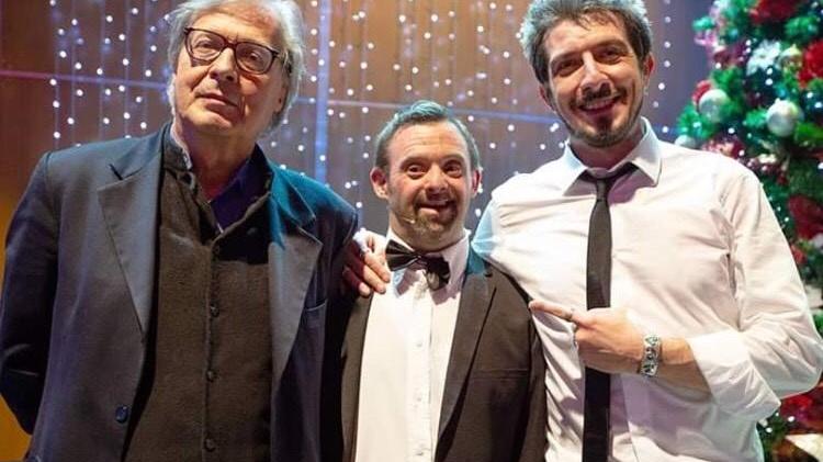 Vittorio Sgarbi, Federico Parlanti, Paolo Ruffini in una pausa dello show