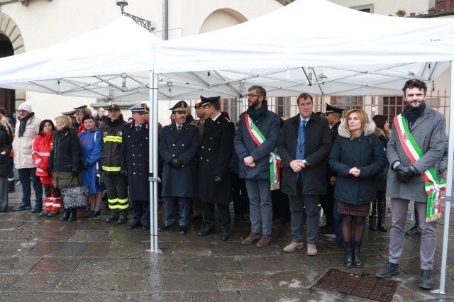 La rassegna dimostrativa delle forze dell'ordine in piazza Duomo (foto Sproviero-Batavia)