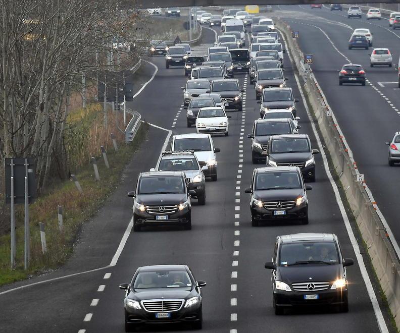 La protesta degli Ncc contro la riforma arriva in superstrada 