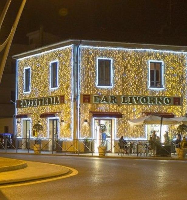 Presepi, alberi e addobbi per raccontare il Natale 