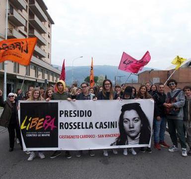Lo scrittore della legalità racconta Scampia con Libera 