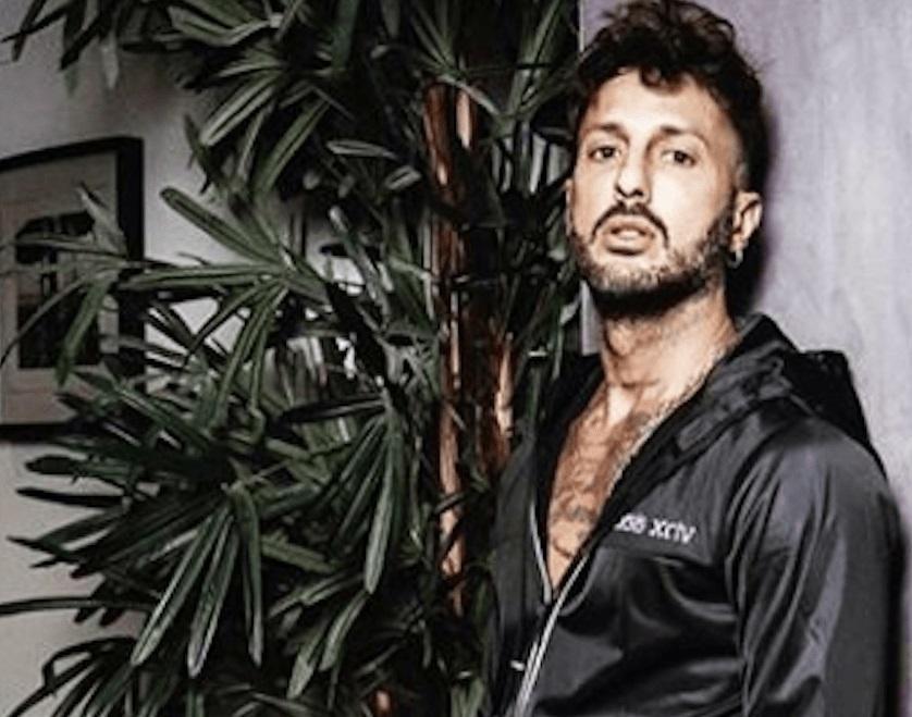 Fabrizio Corona ospite in discoteca a Ossi 