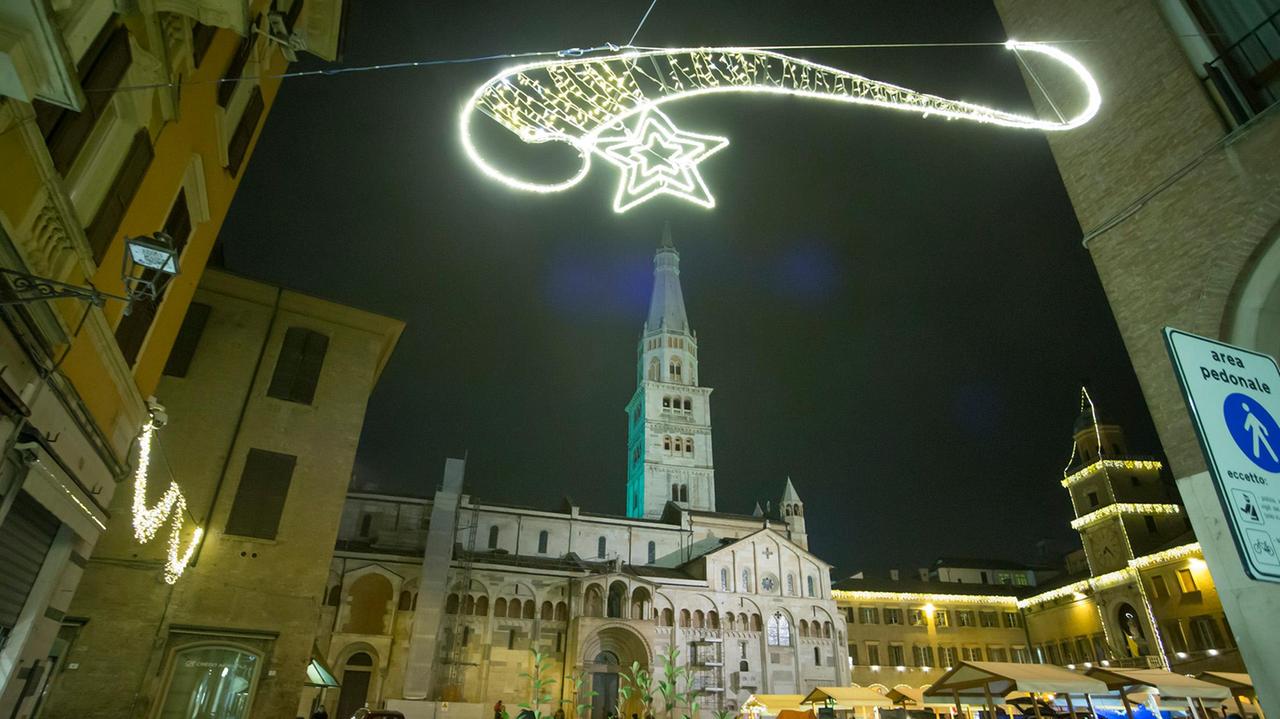 Burattini, canti, favole: le biblioteche comunali di Modena tutte aperte per il Natale
