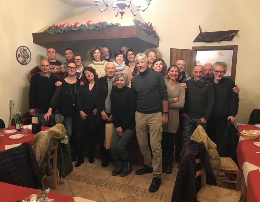 Foto di gruppo di dipendenti dell'Industria Italiana Filati