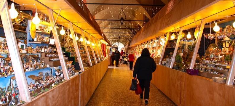 Bologna la grassa Il villaggio natalizio francese e la Fiera di Santa Lucia 