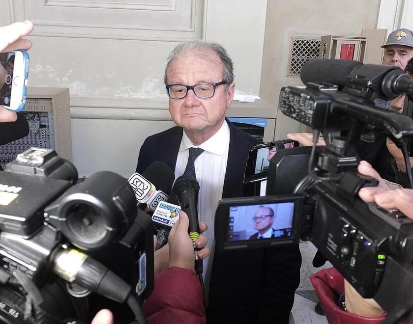 Monte Serra, altri roghi sospetti: le indagini su Franceschi non sono finite 