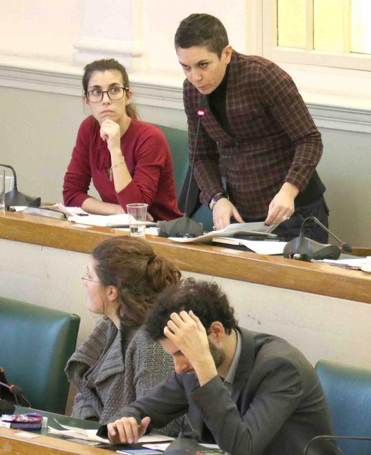 Vigili urbani anche di notte Il Pd: ma non saranno armati 