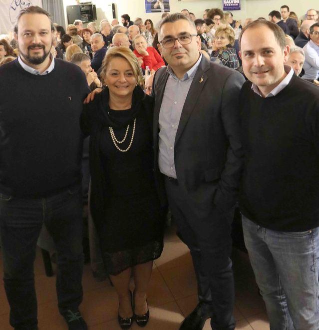 Cena leghista con duecento simpatizzanti in pizzeria