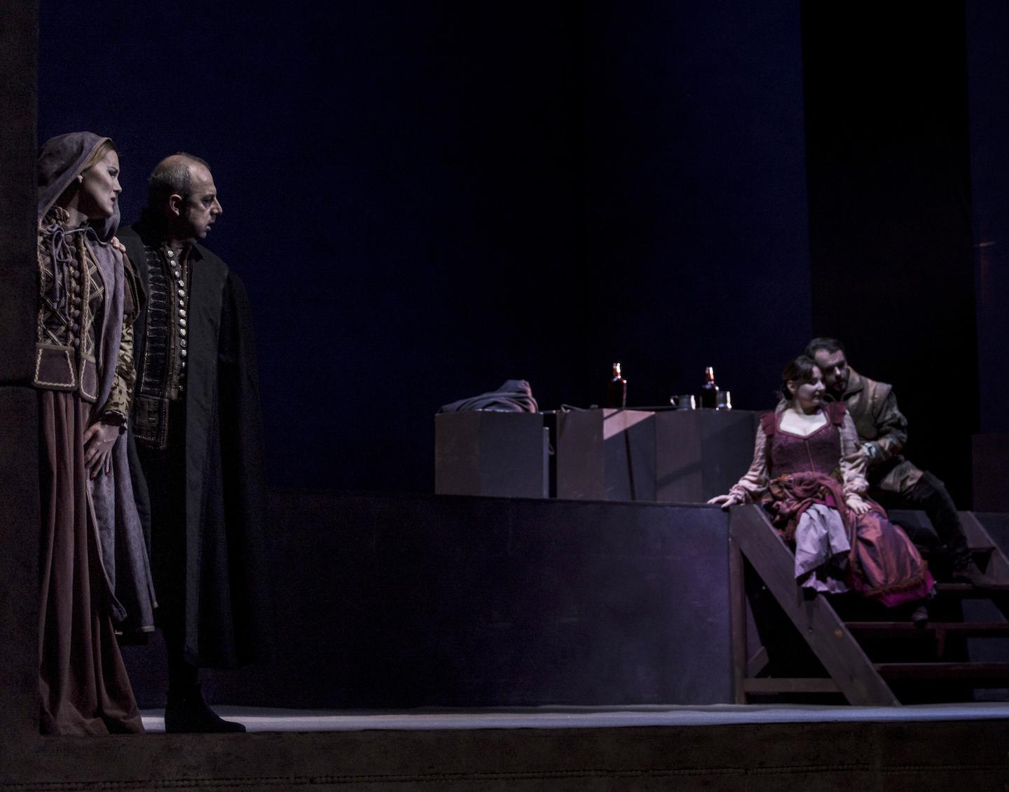 Fiamme e veleno, la vendetta di Rigoletto 